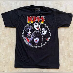 KISS Shirt Mens M Black Band Graphic Tee Rock Music Concert Tour 70’s